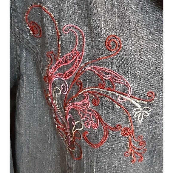 City Blues by Koret Sz M Denim Blazer w/Pink Floral Embroidery and Faux Pockets - Picture 8 of 10